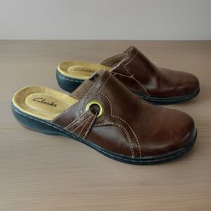 Clarks Women's Brown Leather Comfort Slip On Clogs Shoes Size 7.5 M